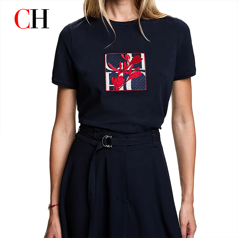 Embroidery Premium - Maglietta CH a Maniche Corte con