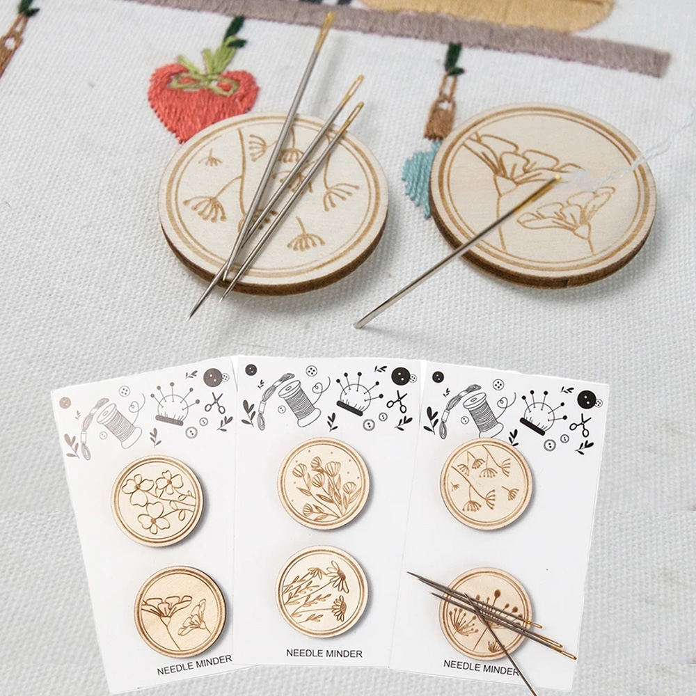 2 pezzi punto croce legno ago  - Needle Minder Magnet recensione e prezzo