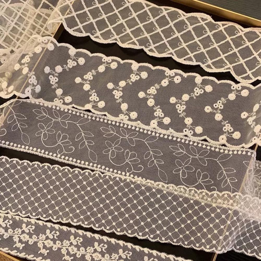 Sciarpa in Seta per Donne, Leg - Embroidery Ribbon recensione e prezzo