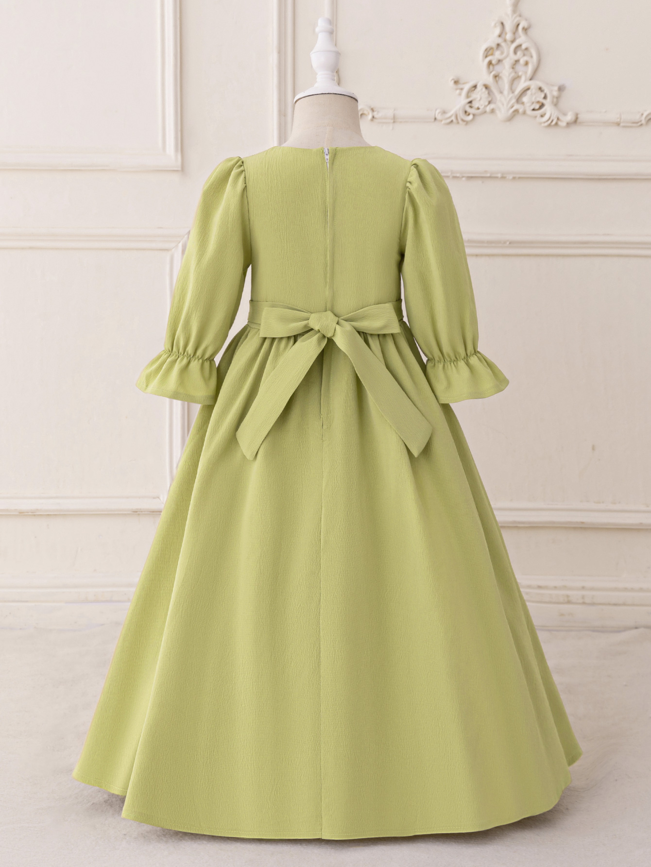 Abito da ballo ricamato con st - Embroidery Ribbon recensione e prezzo