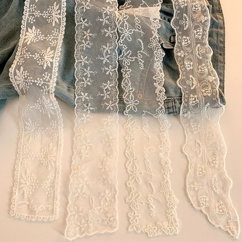 Nuovo Sciarpa Lunga Nera e Bia - Embroidery Premium recensione e prezzo