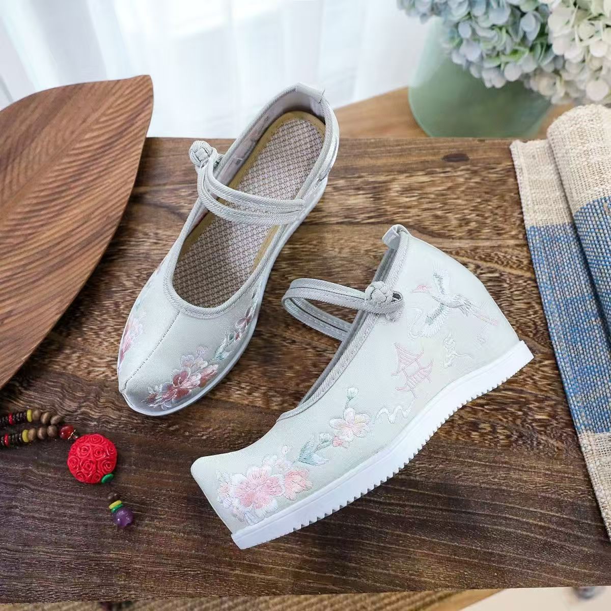 Scarpe da donna ricamate inter - Embroidery Canvas recensione e prezzo