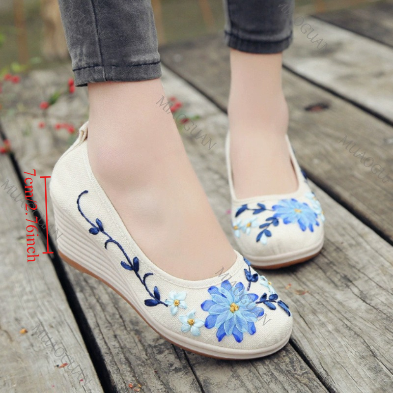 Scarpe con Zeppa Ricamate da D - Embroidery Canvas recensione e prezzo